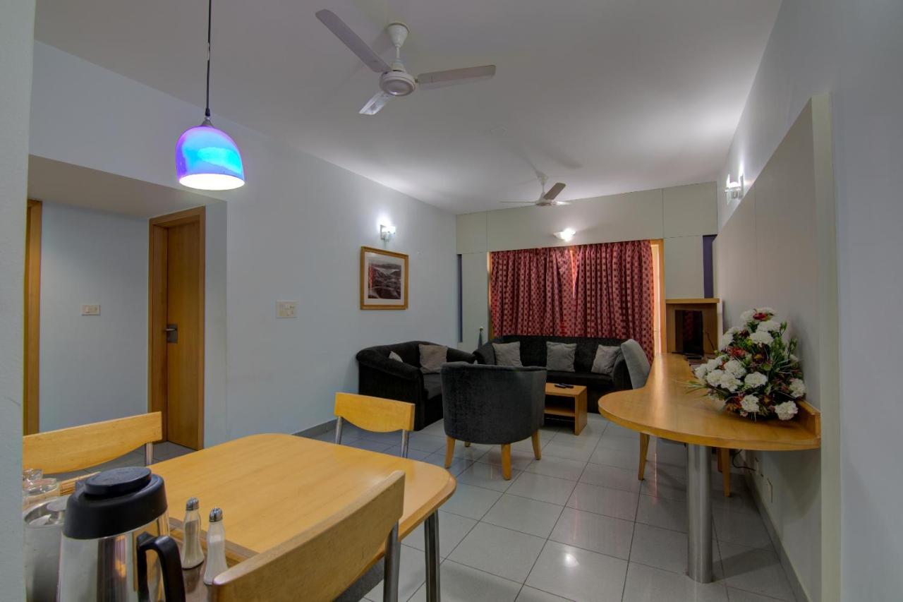 Tristar Service Apartments Bangalore Exterior foto