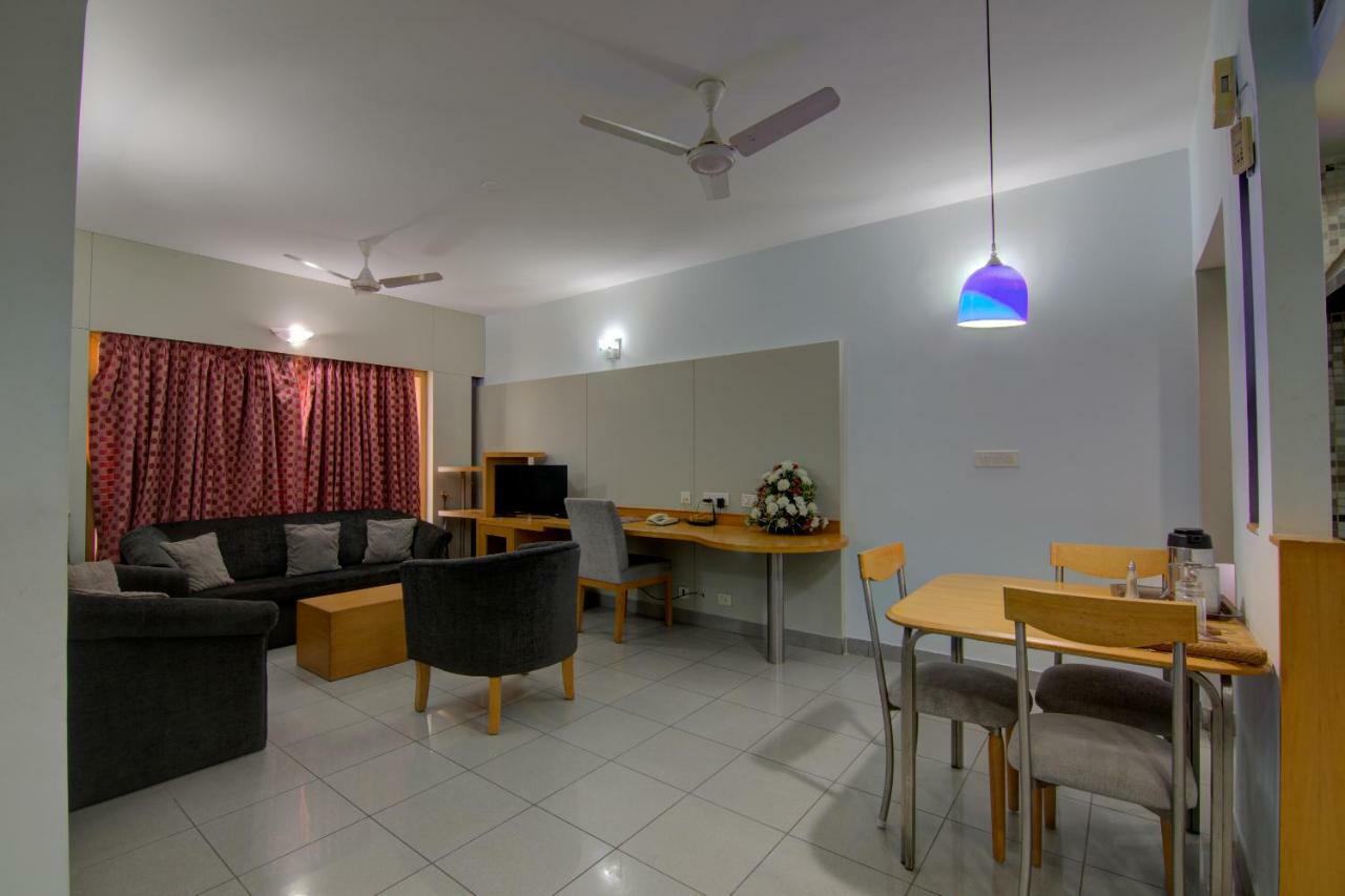 Tristar Service Apartments Bangalore Exterior foto