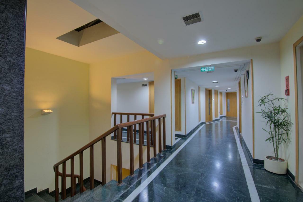 Tristar Service Apartments Bangalore Exterior foto